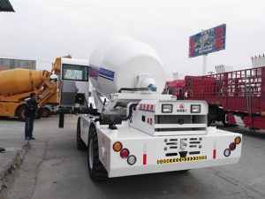老司機強調(diào)的自上料攪拌車選用依據(jù)，少一個都不行